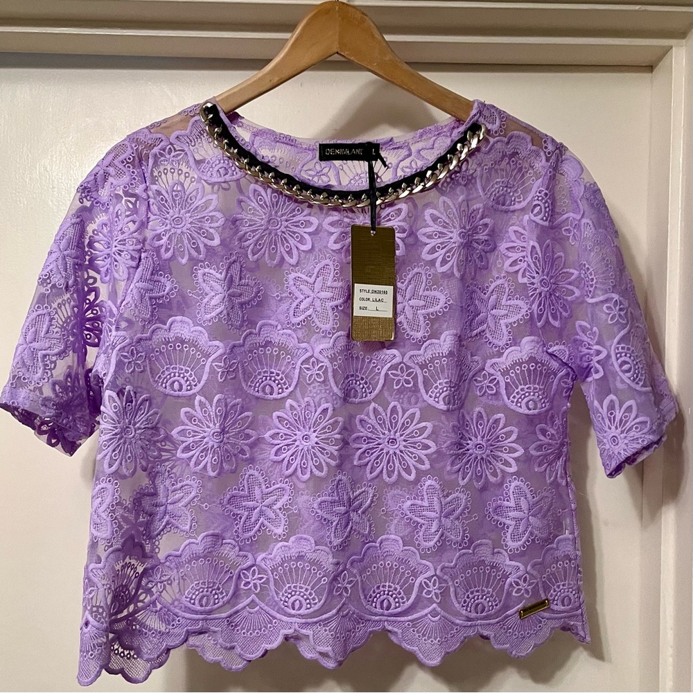 DENIMLAND lilac lace top. NWT.